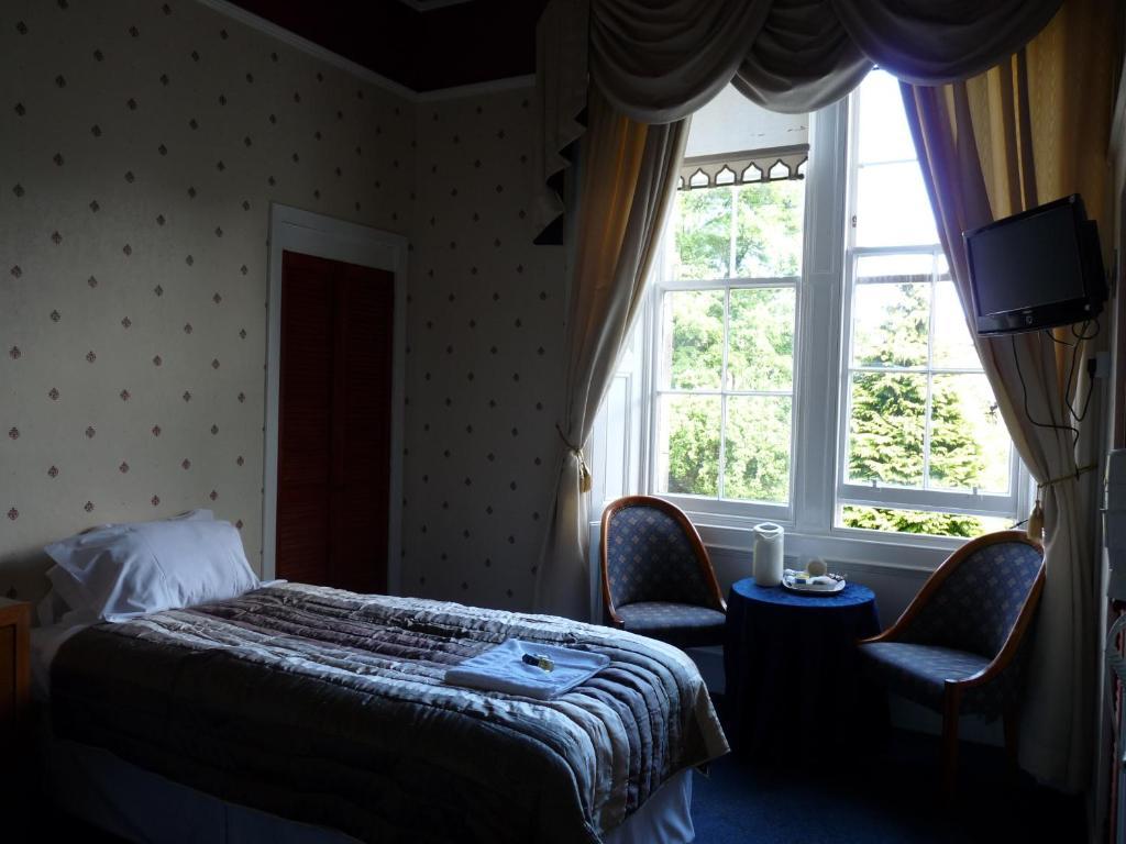 Gasthof Alba Hills Edinburgh